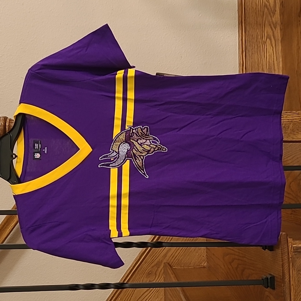 Minnesota Vikings "Blinged Out Viking Head" Women's T-shirt